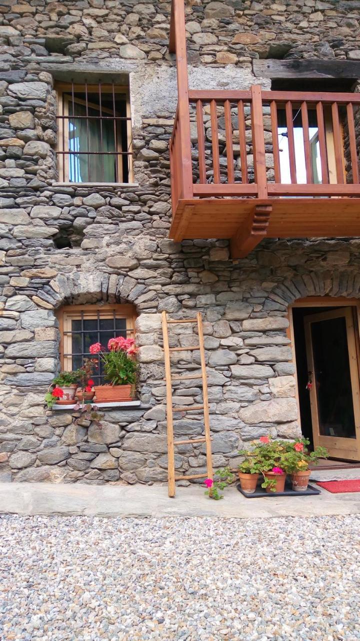 Bed and Breakfast Nuit A Pleiney Сен-Реми-ан-Босс Экстерьер фото